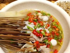 藤椒味钵钵鸡-嘉州叶婆婆钵钵鸡(建设路店)