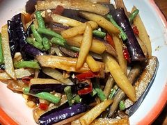 -老三样·美食研究中心(世贸路店)
