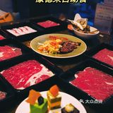 康德莱酒店里的火锅自助餐