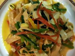 -小六汤包砂煲菜(文景路店)