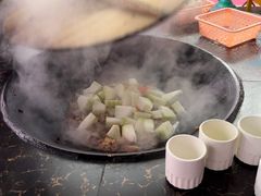 -逢缘柴火农家乐(连南店)