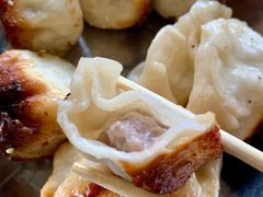 -黄阿姨锅贴大王(万航渡路店)