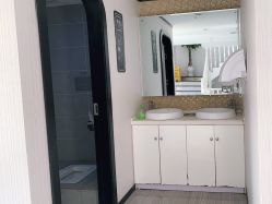 -痘博士昆明·国际祛痘领跑品牌