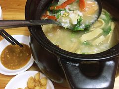 -皮蛋弟砂锅店(总店)