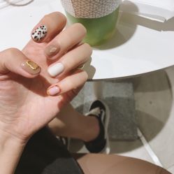 -Momo nail 日系美甲