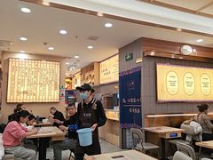 -花馬肆.云南过桥米线(汉神购物广场现场熬汤店)