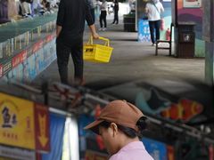 -三亚火车头万人海鲜广场