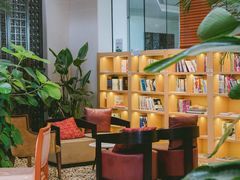 -昆明春城湖畔度假村