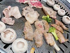 -马路牙子烧烤音乐酒馆(望京店)