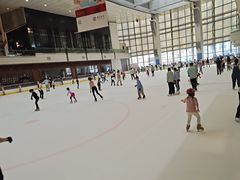 -冰纷万象滑冰场(深圳万象城店)