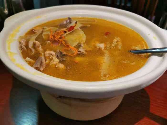 廖记养生菜馆(后坛店)-"[薄荷]环境: 环境不错,门面是蛮大的,.