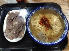-陇上全荟兰州传统牛肉面(延吉路店)