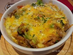 黑椒起司蘑菇鸡肉焗饭-遇见西木美式餐厅(体育路店)