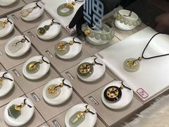 -百年港湾奥特莱斯(香炉礁店)