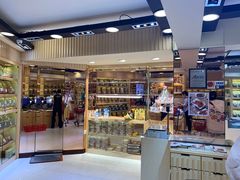 -钜记手信(大三巴街店)