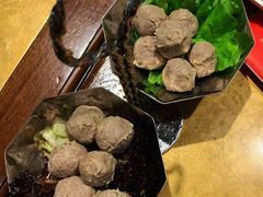 -左庭右院鲜牛肉火锅(金山万达店)