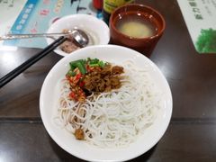 拌粉-龙老五汤店(站前西路店)