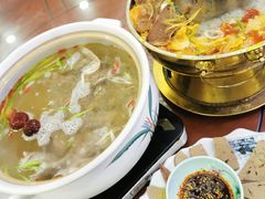 -撒拉人家.酸菜牦牛肉火锅