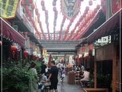 -陈仓老街美食天地