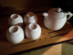 酒店里的茶具-深圳湾木棉花酒店