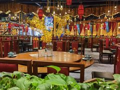 -老滇山寨•云南特色菜•地方菜•民族风情歌舞表演(金碧店)