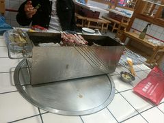 -喜悦小串丹东小黄牛海鲜烧烤大排档(民主广场店)