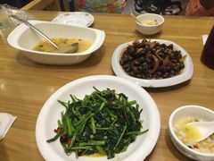 -乌镇那一年小院主题餐厅(甘泉西路店)