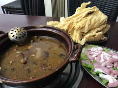 炸腐竹-胡须佬鸡煲四季火锅店(石厦西村直营店)