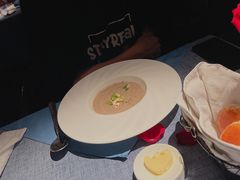 松茸蘑菇汤-弦月窗LUNETTE BY AMANDA(复兴路店)