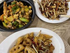 -江城燕子大排档(江汉路步行街店)