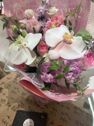 -花岐款式专研健康美甲沙龙