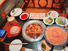 -周师兄大刀腰片火锅(解放碑总店)