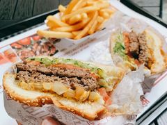 -The Habit Burger Grill 哈比特汉堡(爱琴海店)