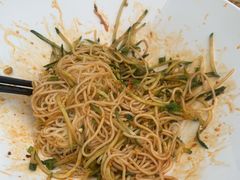 鸡丝凉面-小河盐帮·私家菜·烤鸭(三元桥·霄云路店)
