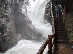 -华蓥山天意谷景区