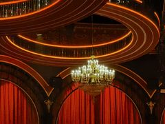 -交通银行前滩31演艺中心