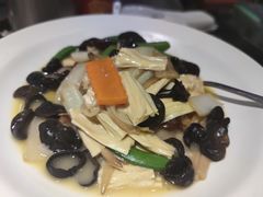 -京味斋·北京烤鸭(北京南站洋桥店)