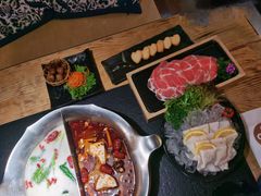 -湊湊火锅·茶憩(上海合生汇店)