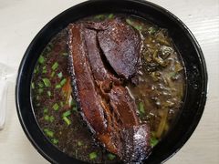 -小龙大肉面馆