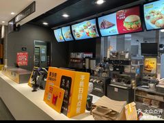 -麦当劳(火车北站餐厅)