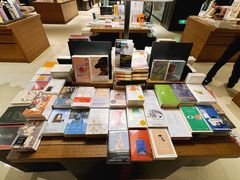-茑屋书店(天目里店)