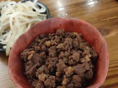 -丽虹云南过桥米线(兴工街店)