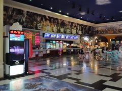 -左岸国际电影城(泉汇购物广场店)