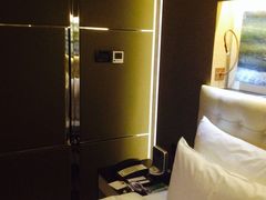 床头-大连富丽华大酒店