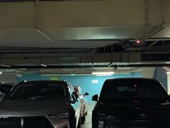 -上海七宝领展广场·地下停车场
