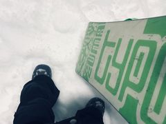 -乔波室内滑雪场