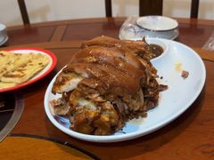 -聚首堂·特色小吃·肘子(什刹海德胜门店)