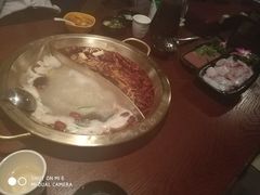 -重庆爽翻天老火锅(临平万达广场店)