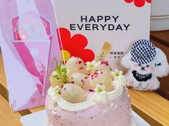 -花花卷卷·鲜食蛋糕(泉屋店)