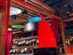 -老滇山寨•云南特色菜•地方菜•民族风情歌舞表演(金碧店)